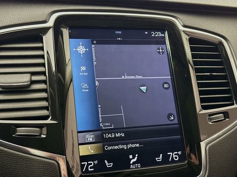 Used 2018 Volvo XC90 T6 Momentum w/ Convenience Package image 13