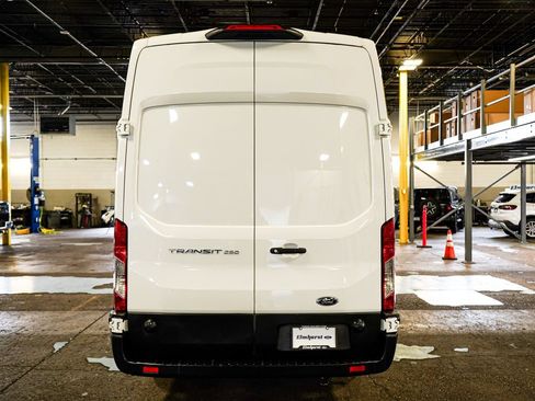 Used 2025 Ford Transit 250 148 High Roof Extended w/ Load Area Protection Package RWD image 8