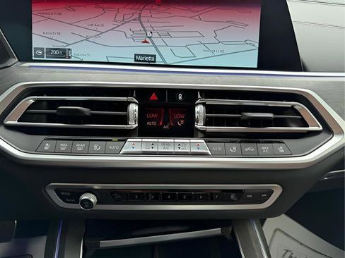 Used 2020 BMW X7 xDrive40i w/ M Sport Package AWD/4WD image 66