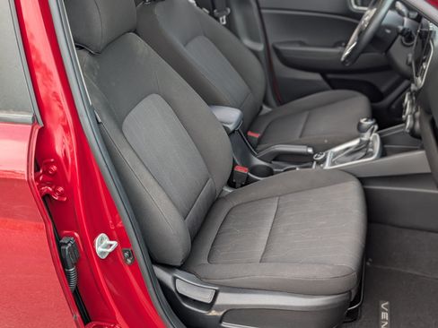 Used 2021 Hyundai Venue SEL w/ Premium Package image 20