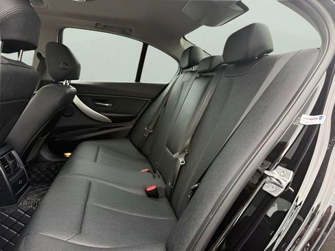 Used 2018 BMW 320i xDrive Sedan image 19