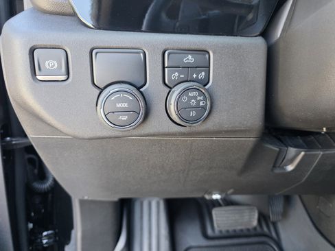 Used 2024 Chevrolet Silverado 1500 RST w/ Convenience Package II RWD image 23