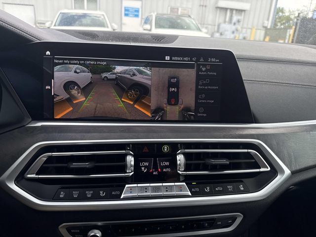 Used 2022 BMW X5 xDrive40i AWD/4WD image 27
