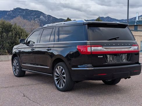 Used 2021 Lincoln Navigator L Reserve w/ Luxury Package image 7