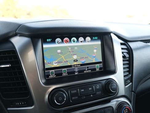 Used 2016 Chevrolet Suburban LT image 36