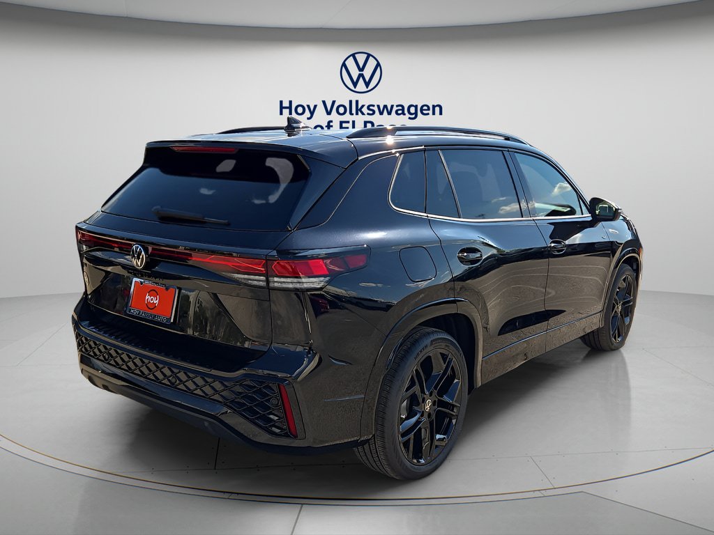 New 2026 Volkswagen Tiguan SE R-Line FWD image 3