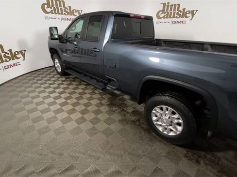 Used 2020 Chevrolet Silverado 2500 LT w/ Convenience Package image 6