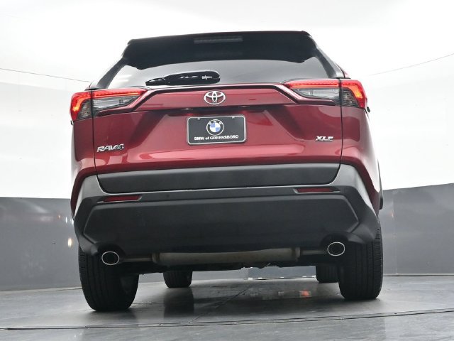 Used 2020 Toyota RAV4 XLE Premium FWD image 34