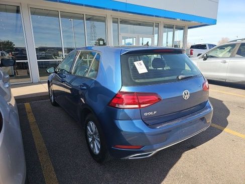 Used 2019 Volkswagen Golf S image 5