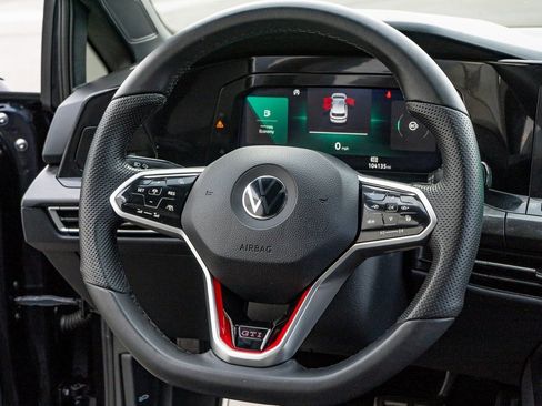 Used 2022 Volkswagen GTI SE image 23