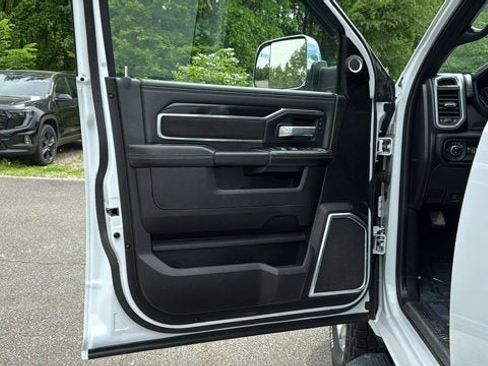 Used 2022 RAM 2500 Laramie AWD/4WD image 12
