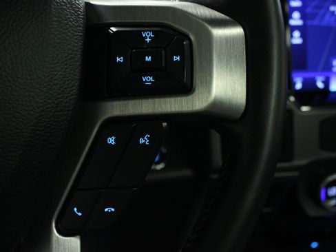 Used 2022 Ford F350 Platinum AWD/4WD image 21