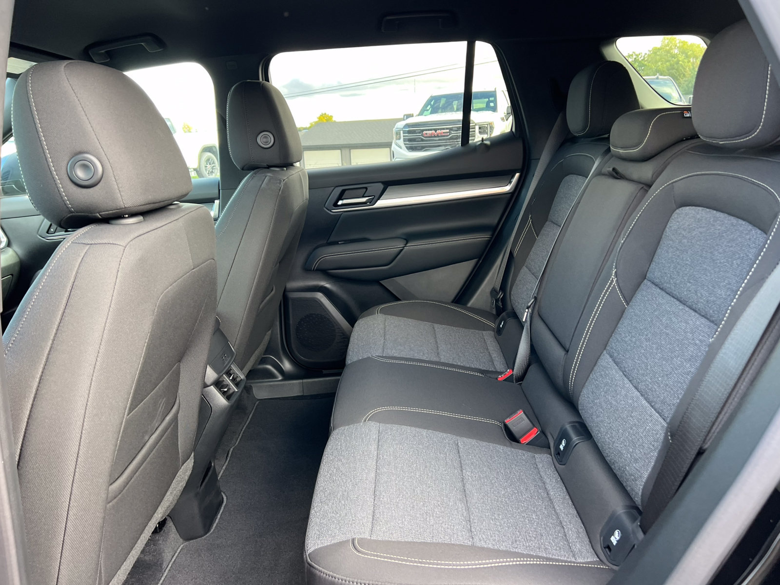 New 2027 GMC Terrain Elevation AWD/4WD image 5