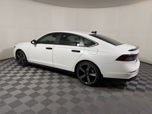 Certified 2025 Honda Accord Sport image 21