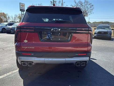 New 2026 Chevrolet Traverse LT image 6