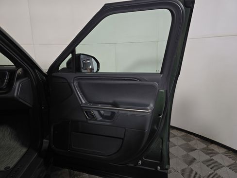 Used 2024 Rivian R1S Adventure AWD/4WD image 18