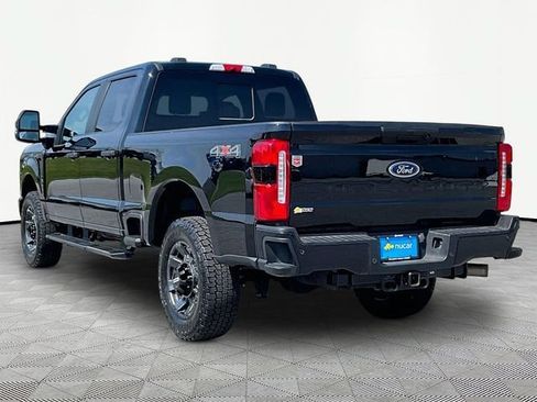 Used 2024 Ford F250 XL w/ STX Appearance Package AWD/4WD image 4