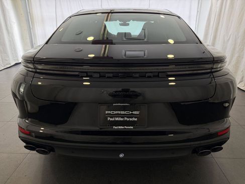 New 2026 Porsche Panamera 4 image 8