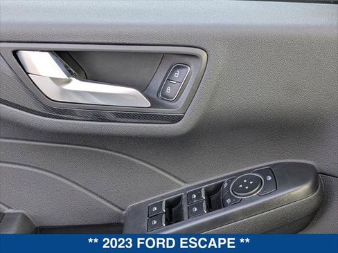 Certified 2023 Ford Escape ST-Line w/ Tech Pack #1 image 11