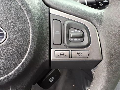 Used 2018 Subaru Forester 2.5i Touring w/ Popular Package #3B AWD/4WD image 18