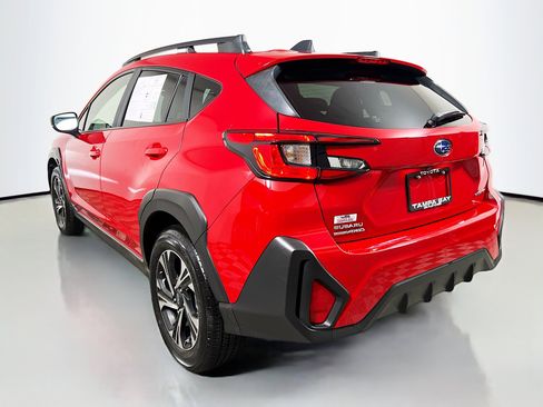 Used 2024 Subaru Crosstrek 2.0i Premium image 8