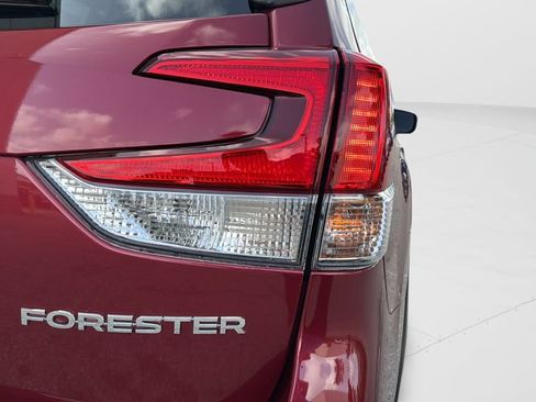 Used 2023 Subaru Forester Premium AWD/4WD image 42