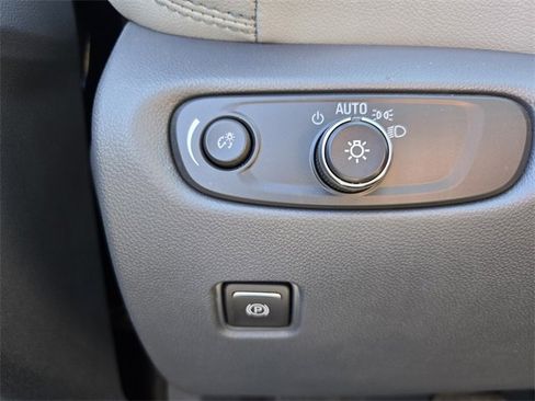 Used 2022 Chevrolet Blazer LT image 31