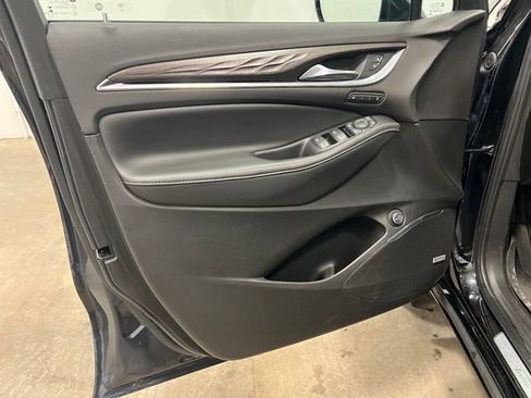 Used 2022 Buick Enclave Avenir w/ LPO, Floor Liner Package image 10