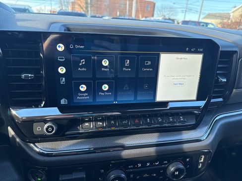 Used 2022 Chevrolet Silverado 1500 ZR2 w/ Technology Package image 23