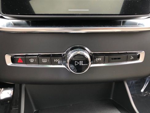 New 2026 Volvo XC90 B6 Ultra w/ Protection Package Premier image 26