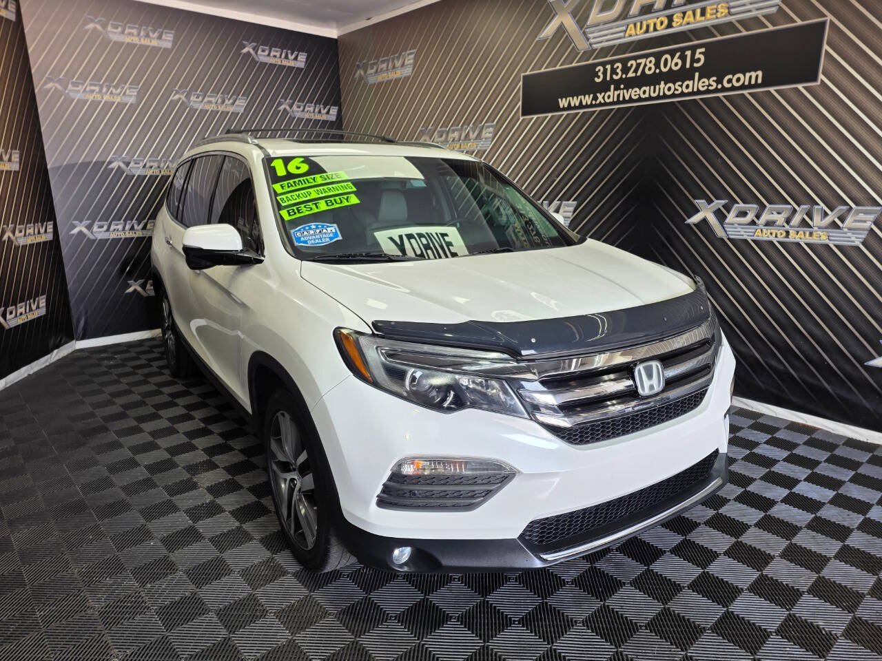 Used 2016 Honda Pilot Touring image 6