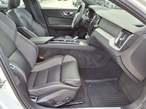 Certified 2024 Volvo S60 B5 Plus w/ Climate Package AWD/4WD image 11