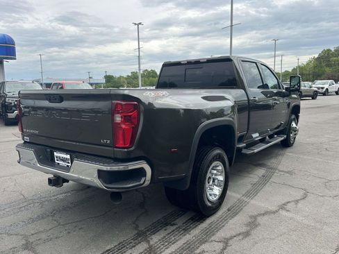 Used 2023 Chevrolet Silverado 3500 LTZ w/ LTZ Plus Package image 6