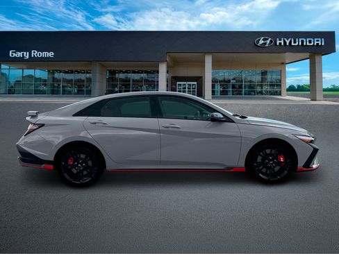 New 2025 Hyundai Elantra N FWD image 9