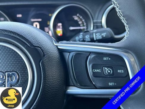 Used 2023 Jeep Wrangler Unlimited Sahara image 26