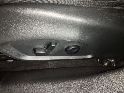 Used 2019 Jeep Compass Limited image 14