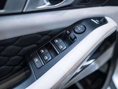 Used 2021 BMW X5 M image 28