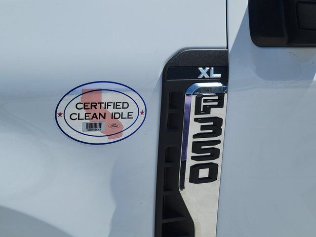 New 2025 Ford F350 XL w/ XL Chrome Package AWD/4WD image 11