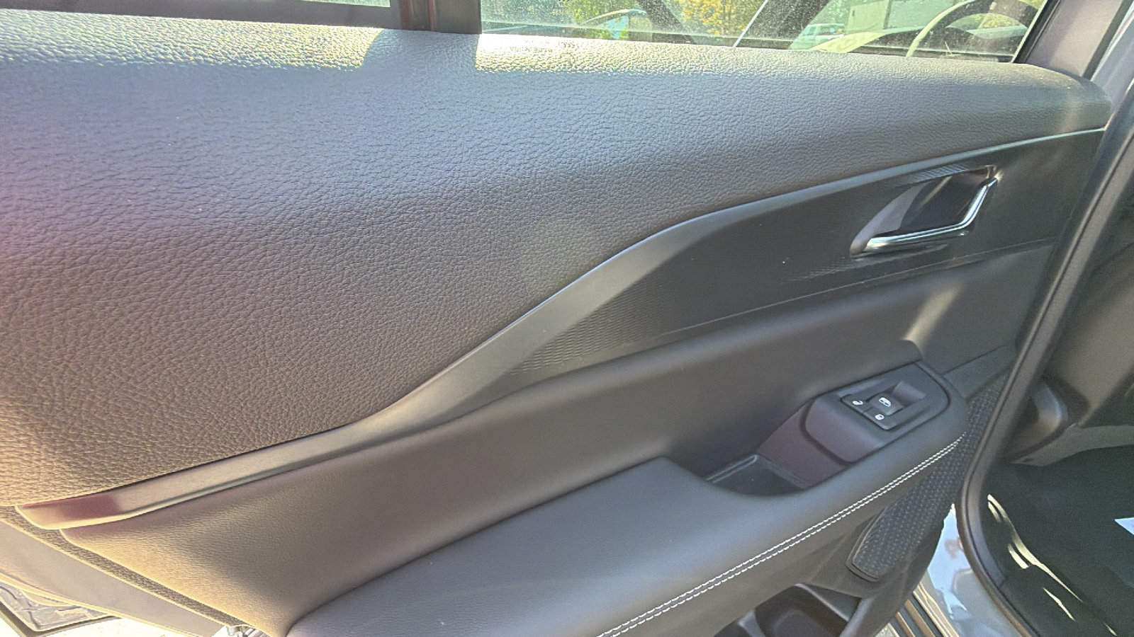 New 2027 Jeep Grand Cherokee Laredo X AWD/4WD image 19