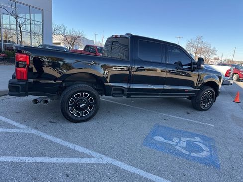 Used 2025 Ford F350 Platinum image 29