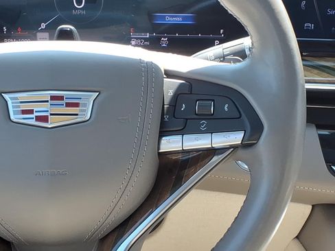 Certified 2022 Cadillac Escalade ESV Premium Luxury Platinum AWD/4WD image 11