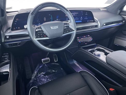 Certified 2026 Cadillac Vistiq Sport w/ LPO, Floor Liner Package AWD/4WD image 2
