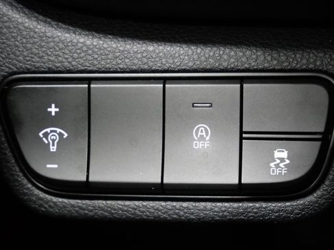 Used 2025 Kia Seltos S FWD image 13