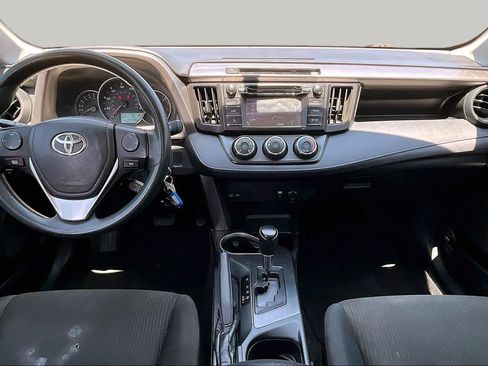 Used 2016 Toyota RAV4 LE FWD image 16