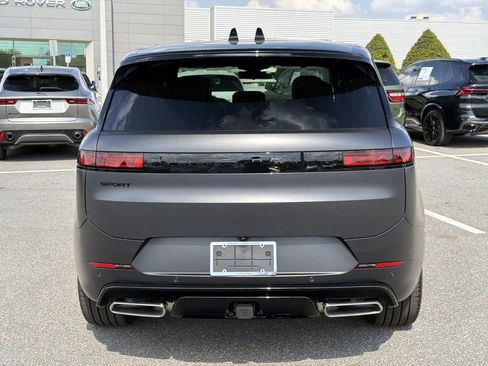New 2026 Land Rover Range Rover Sport Dynamic SE AWD/4WD image 4