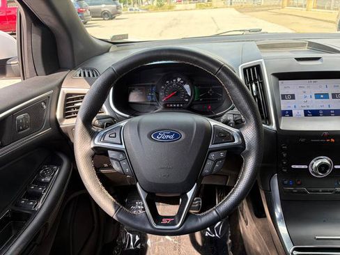 Used 2020 Ford Edge ST w/ Equipment Group 401A AWD/4WD image 18