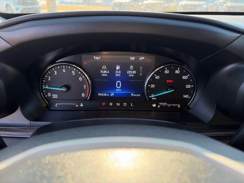 Used 2024 Ford Explorer Limited w/ Limited Technology Package image 16