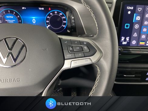 Used 2024 Volkswagen Atlas Cross Sport SE w/ Panoramic Sunroof Package AWD/4WD image 25