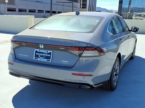 New 2025 Honda Accord EX-L image 4