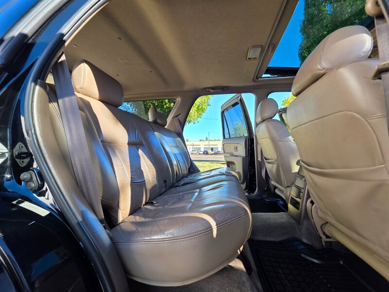 Used 2000 Toyota 4Runner Limited AWD/4WD image 16